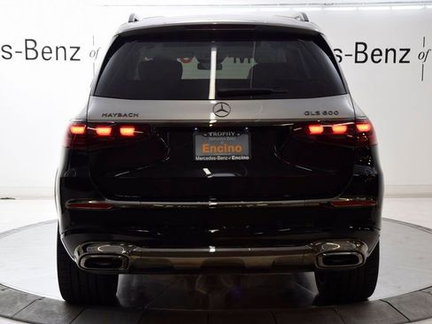 Used 2025 Mercedes-Benz Maybach GLS 600 4MATIC image 5