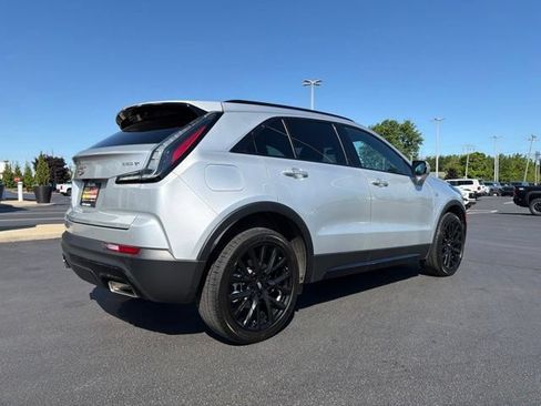 Used 2022 Cadillac XT4 Sport w/ Cold Weather Package AWD/4WD image 7