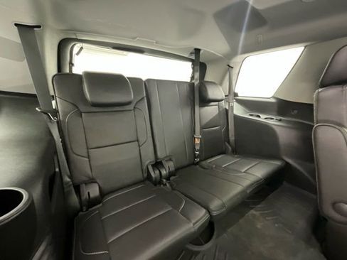 Used 2019 GMC Yukon Denali w/ Denali Ultimate Package image 9