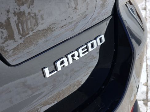 New 2025 Jeep Grand Cherokee L Laredo w/ Trailer Tow Package image 9