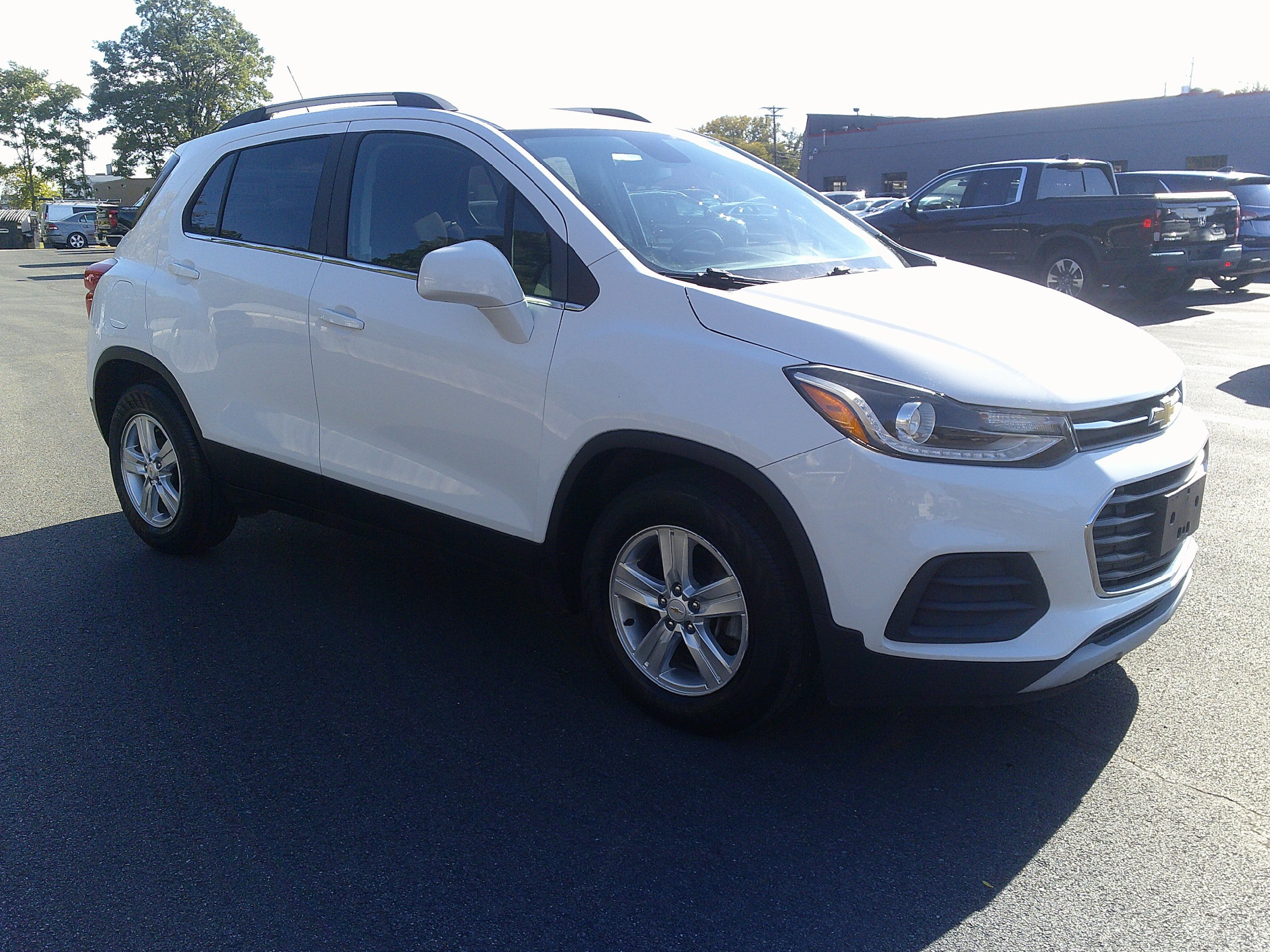 Used 2020 Chevrolet Trax LT FWD image 5
