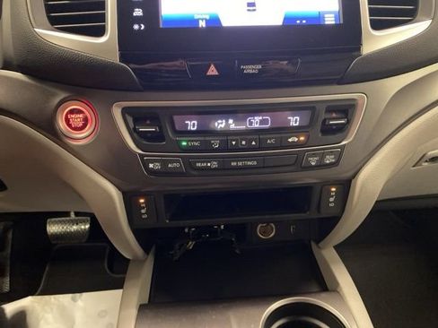 Used 2017 Honda Ridgeline RTL-T image 14