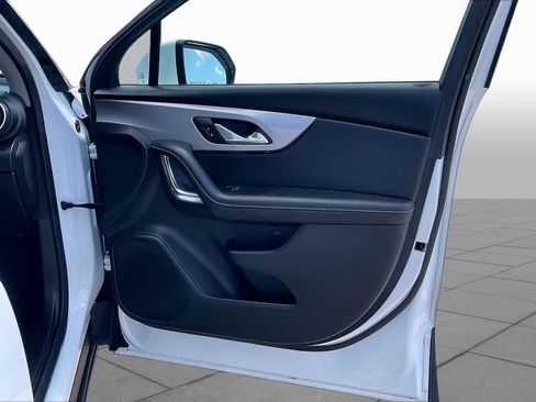 Certified 2025 Chevrolet Blazer LT FWD image 22