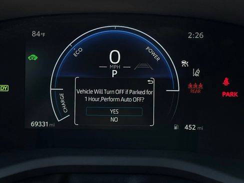 Used 2025 Toyota Camry SE FWD image 15
