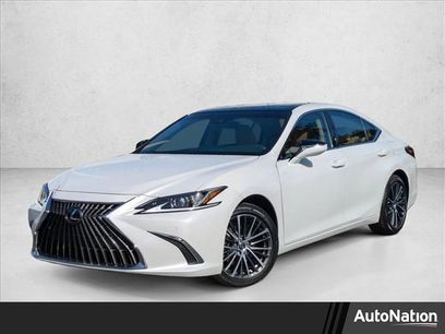New 2025 Lexus ES 350 w/ Premium Package