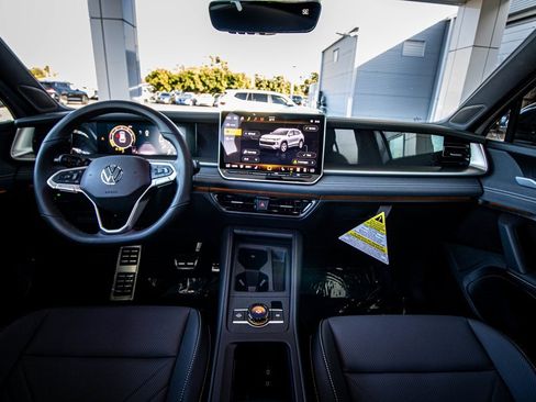 New 2026 Volkswagen Tiguan SE R-Line image 31