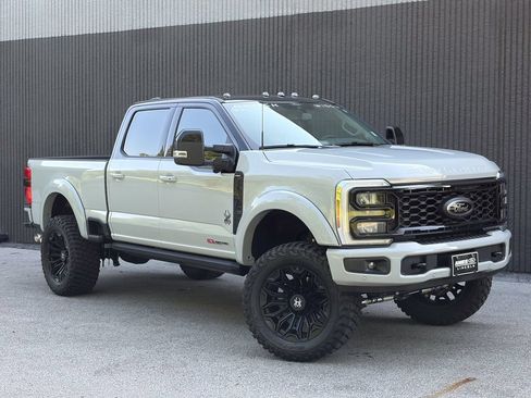 Used 2026 Ford F250 Lariat w/ Black Appearance Package AWD/4WD image 10