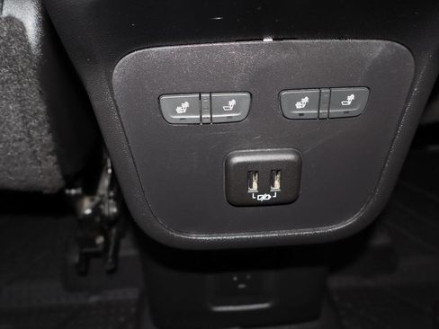 Used 2019 Chevrolet Equinox Premier AWD/4WD image 14