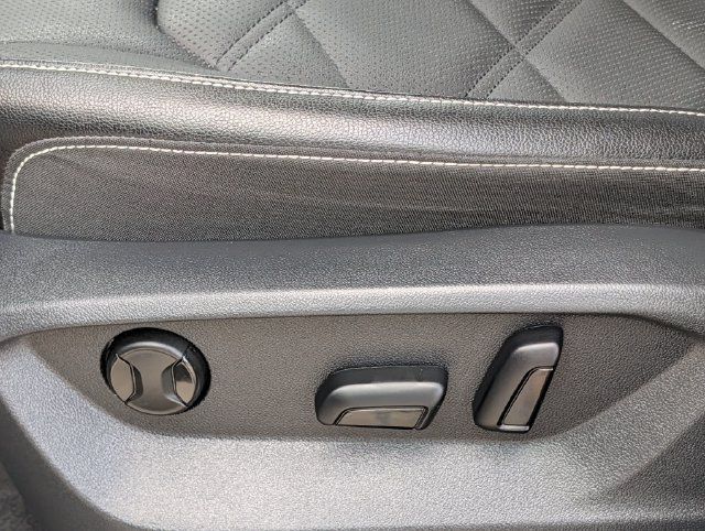 Used 2024 Volkswagen Atlas SE FWD image 25
