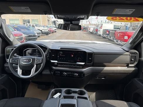Used 2025 GMC Sierra 1500 Elevation AWD/4WD image 24