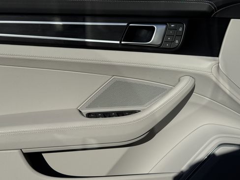 Certified 2023 Porsche Panamera 4 image 21