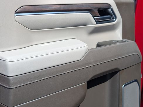 New 2026 GMC Sierra 1500 SLT w/ SLT Premium Plus Package image 19