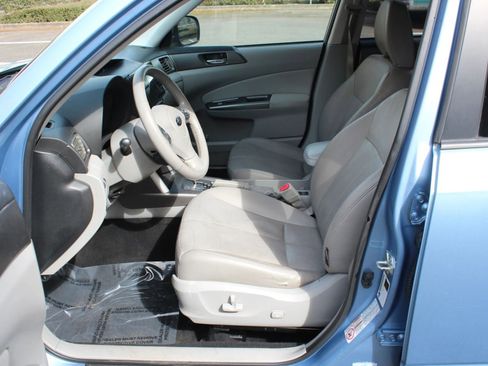 Used 2011 Subaru Forester 2.5X Limited image 9