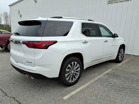 Used 2022 Chevrolet Traverse Premier w/ LPO, Floor Liner Package image 3