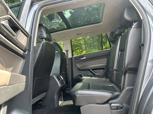 Certified 2023 Volkswagen Atlas SE w/ Panoramic Sunroof Package AWD/4WD image 18