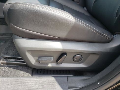 Certified 2024 Nissan Rogue SL image 27