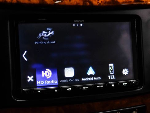 Used 2009 Mercedes-Benz E 550 Sedan image 36