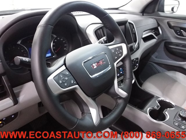 Used 2023 GMC Terrain SLT AWD/4WD image 11