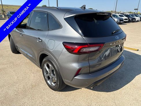 Used 2024 Ford Escape ST-Line w/ Tech Pack #1 FWD image 8