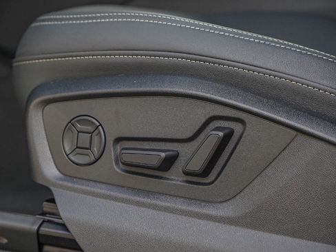 New 2026 Audi Q8 Premium Plus image 19