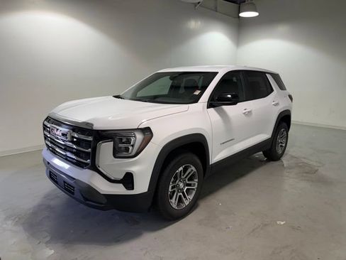 Certified 2025 GMC Terrain Elevation AWD/4WD image 3