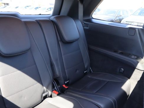 Used 2024 Mercedes-Benz GLS 450 4MATIC w/ AMG Line Exterior image 18