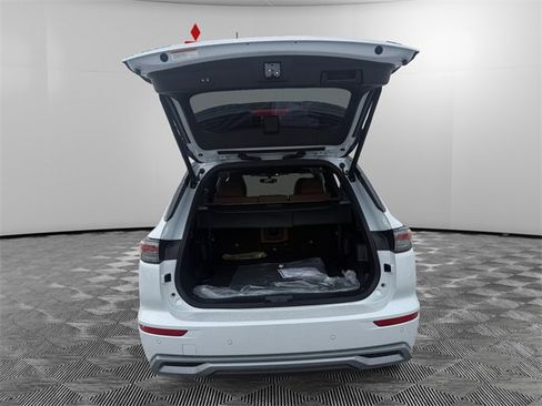 New 2026 Mitsubishi Outlander SEL image 9