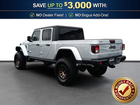 Used 2023 Jeep Gladiator Sport AWD/4WD image 4