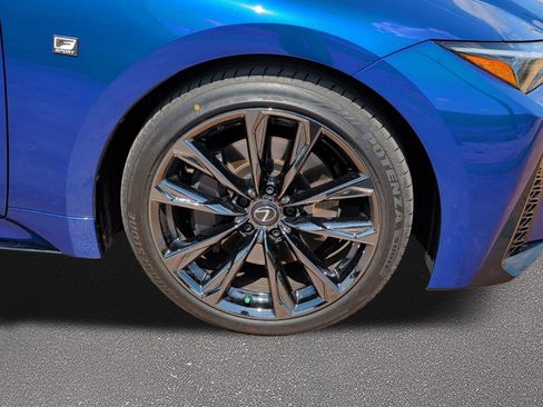 Used 2025 Lexus IS 350 F Sport w/ Navigation Package RWD image 7