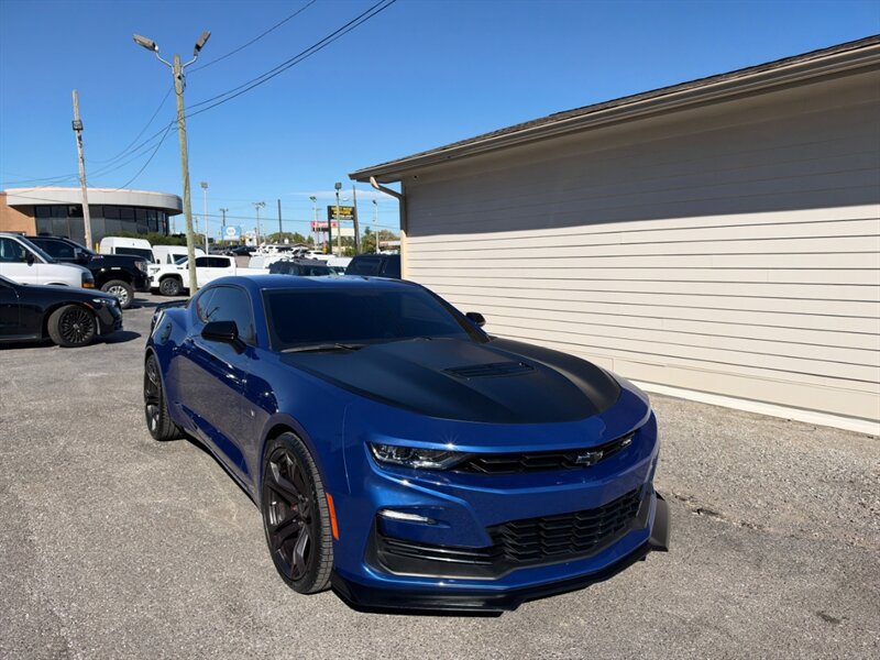 Used 2022 Chevrolet Camaro SS RWD image 4
