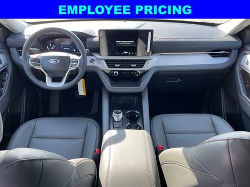 New 2026 Ford Explorer Active w/ Active Comfort Package AWD/4WD image 10