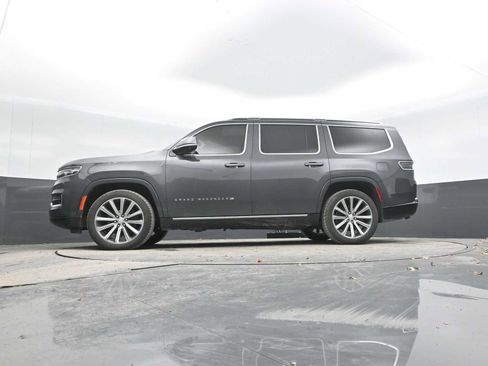 Used 2022 Jeep Grand Wagoneer Series II w/ Convenience Group III image 36