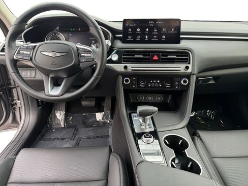 Used 2026 Genesis G70 2.5T image 10