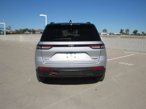 Used 2022 Jeep Grand Cherokee Trailhawk w/ ADV Protech Group II image 7