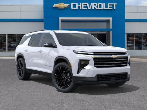 New 2026 Chevrolet Traverse LT w/ Driver Confidence Package image 40