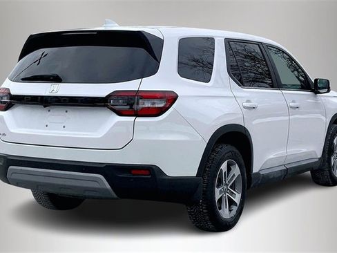 Used 2023 Honda Pilot EX-L image 10