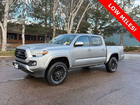 Used 2022 Toyota Tacoma SR5 image 4