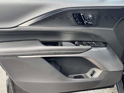 New 2025 Cadillac Lyriq Luxury image 19