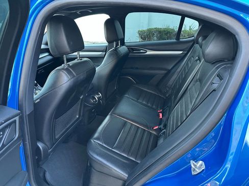 Used 2018 Alfa Romeo Stelvio Ti Sport image 14