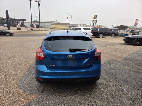 Used 2012 Ford Focus SE FWD image 4