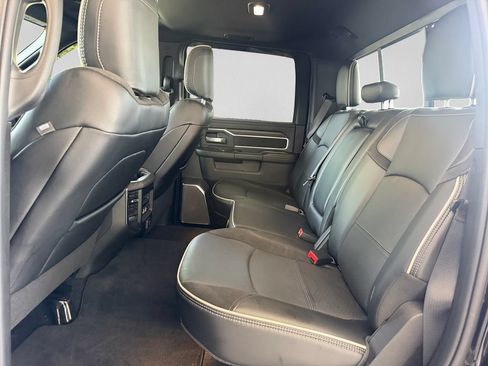 Used 2025 RAM 2500 Laramie AWD/4WD image 30