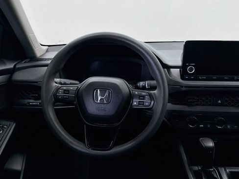Used 2023 Honda Accord LX image 17