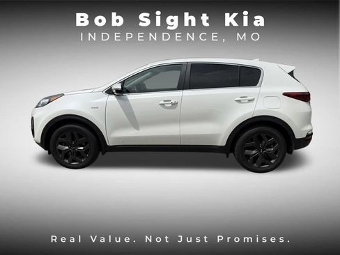 Used 2022 Kia Sportage LX w/ LX AWD Value Edition Package image 6