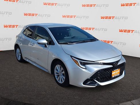 Used 2023 Toyota Corolla SE FWD image 7
