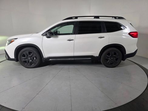 Used 2017 Subaru Crosstrek 2.0i Premium w/ Moonroof Package AWD/4WD image 2