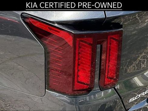 Certified 2024 Kia Sorento S FWD image 29
