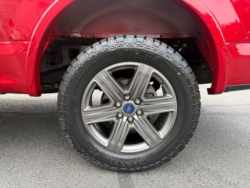 Certified 2020 Ford F150 XLT w/ Equipment Group 302A Luxury AWD/4WD image 10