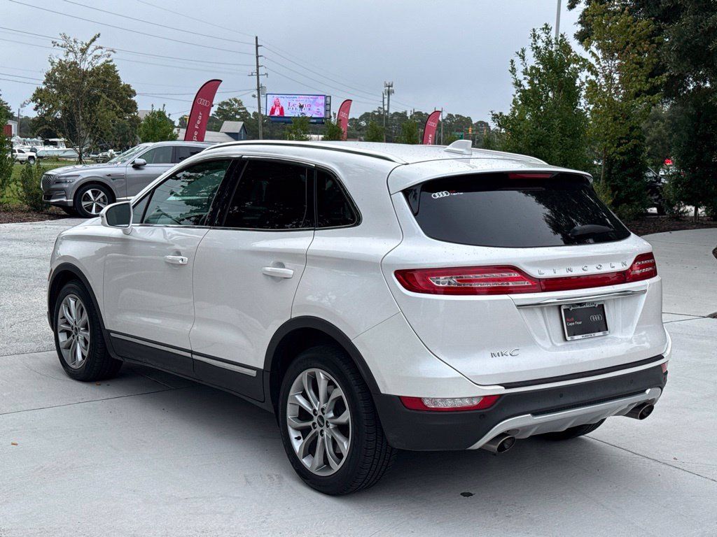 Used 2019 Lincoln MKC Select w/ Select Plus Package FWD image 5
