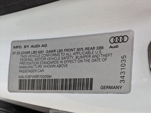 Used 2024 Audi e-tron GT Premium Plus image 20