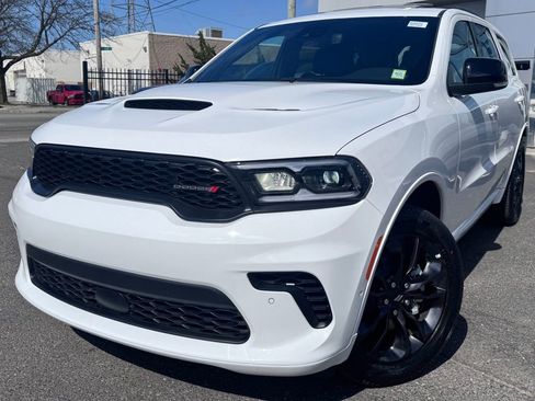 Used 2025 Dodge Durango GT image 3